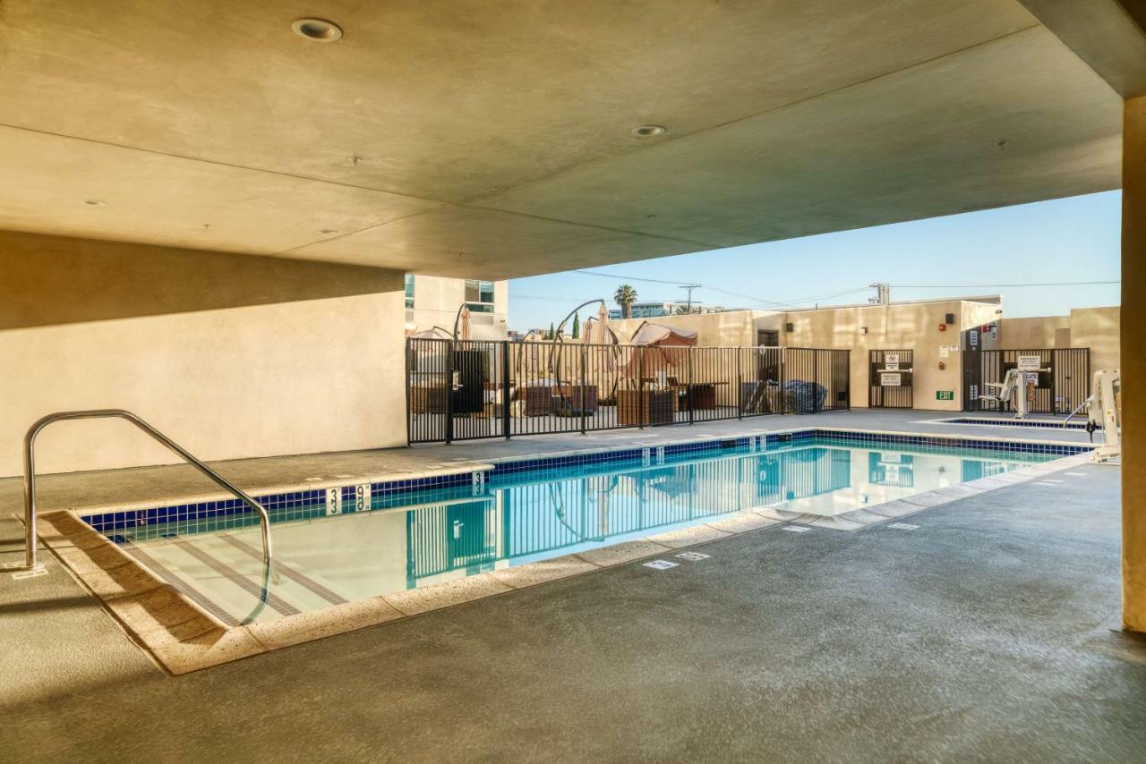 Best Western Premier Noho Inn Los Angeles Exterior foto